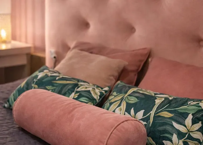 Zlota Plaza Apartment *